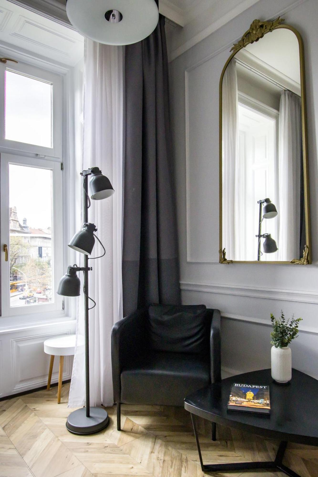Wilson'S Oktogon Square Suite Apartment 부다페스트 외부 사진