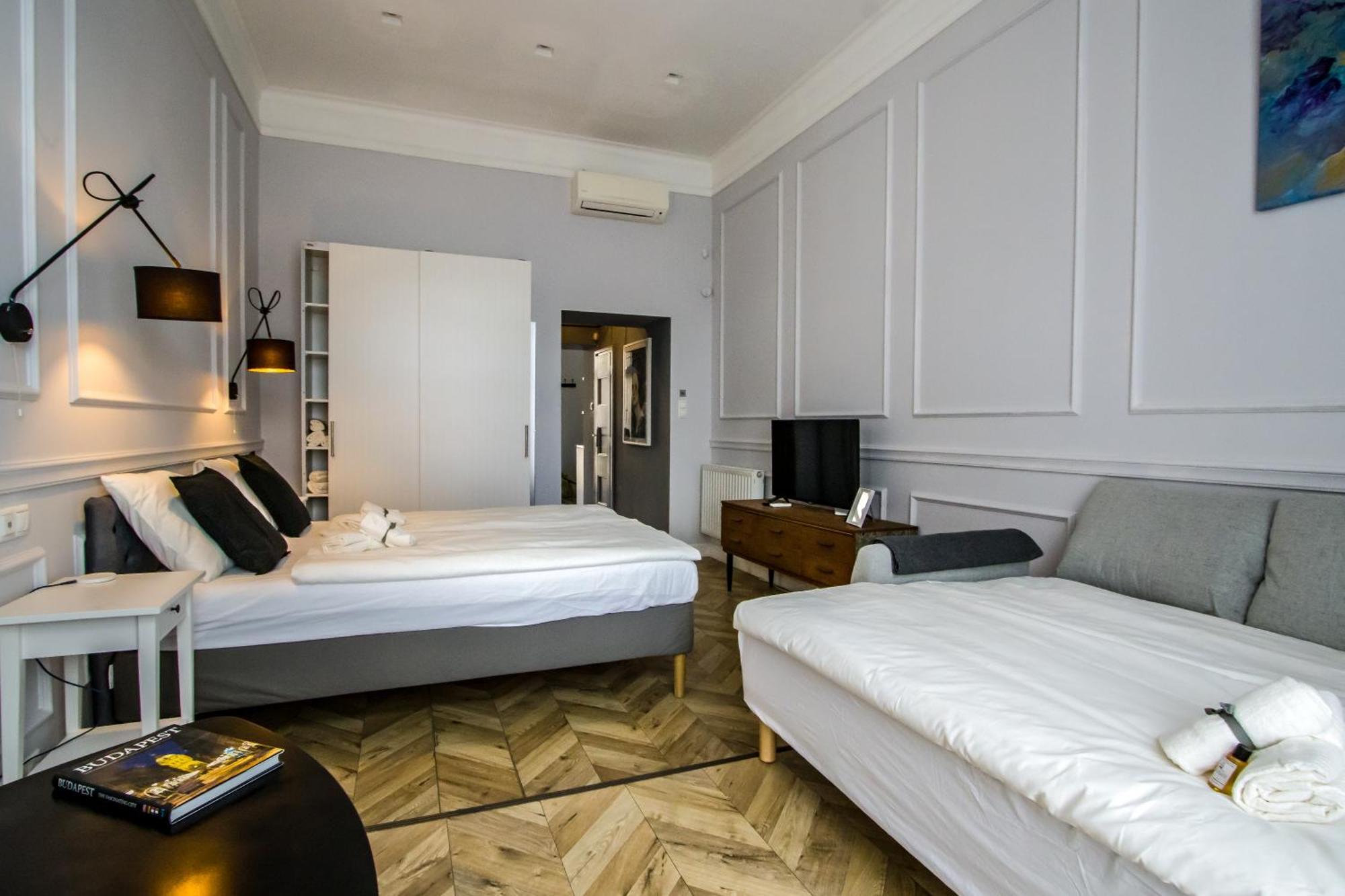 Wilson'S Oktogon Square Suite Apartment 부다페스트 외부 사진