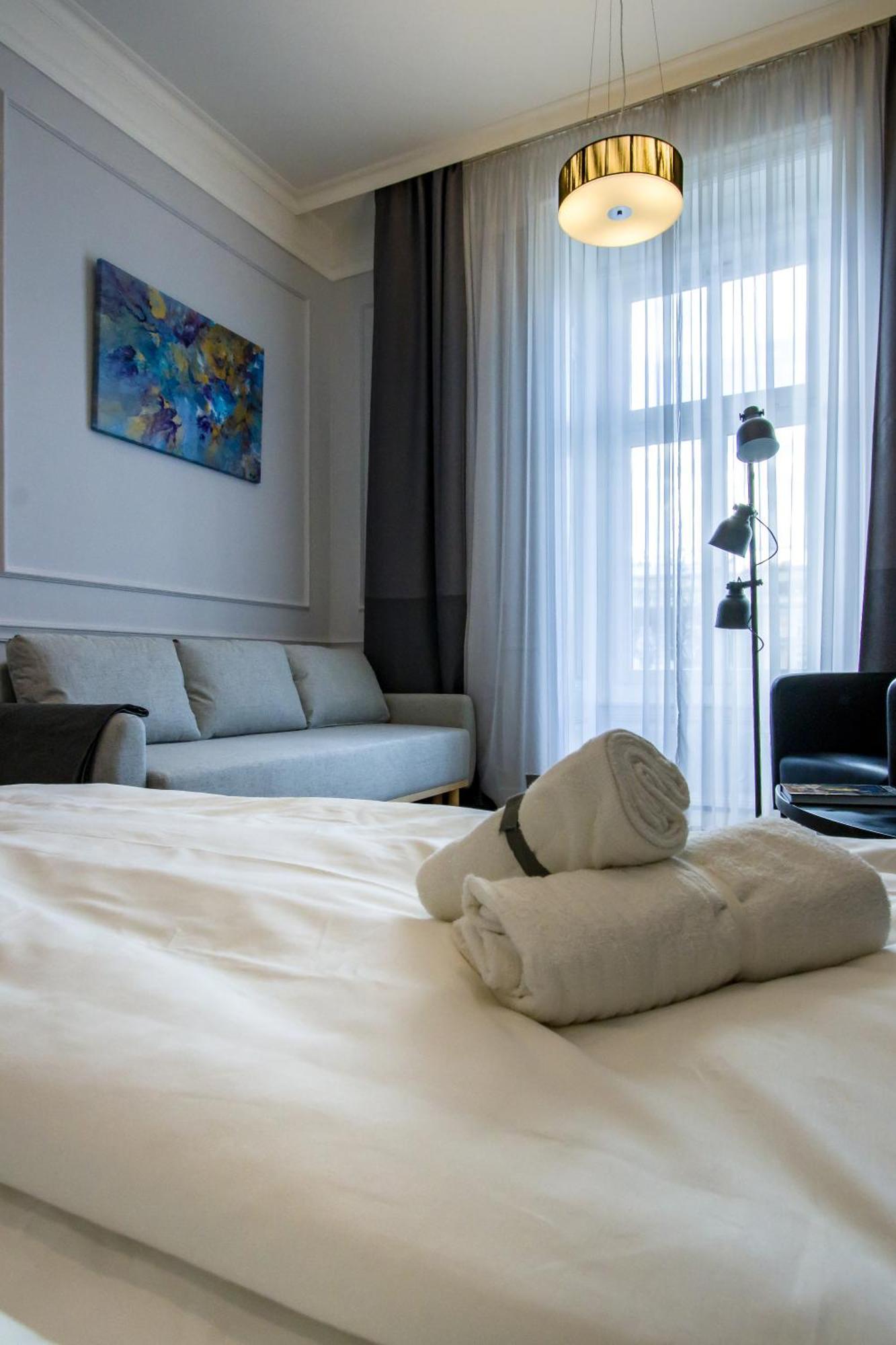 Wilson'S Oktogon Square Suite Apartment 부다페스트 외부 사진