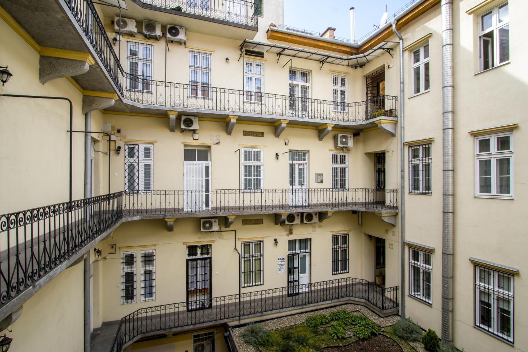Wilson'S Oktogon Square Suite Apartment 부다페스트 외부 사진