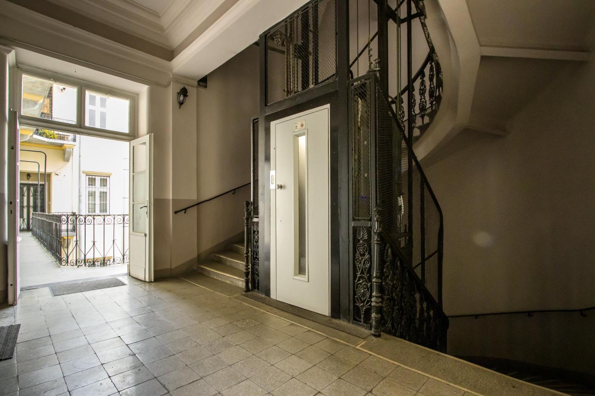 Wilson'S Oktogon Square Suite Apartment 부다페스트 외부 사진